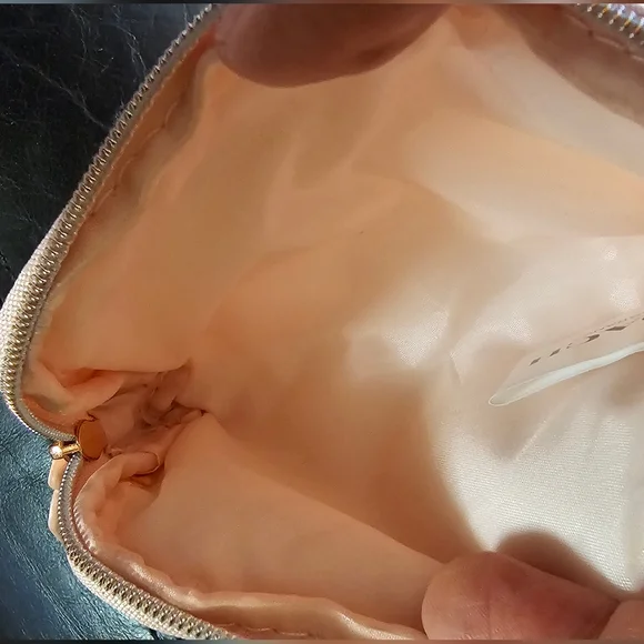 Coach Pink Shimmer zipper coin Pouch with Flower charm pull Rosegold NWOT - Picture 15 of 16